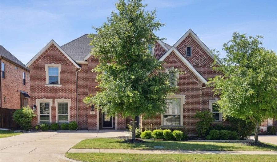 2107 Grassland Dr, Allen, TX 75013 - 4 Beds, 4 Bath