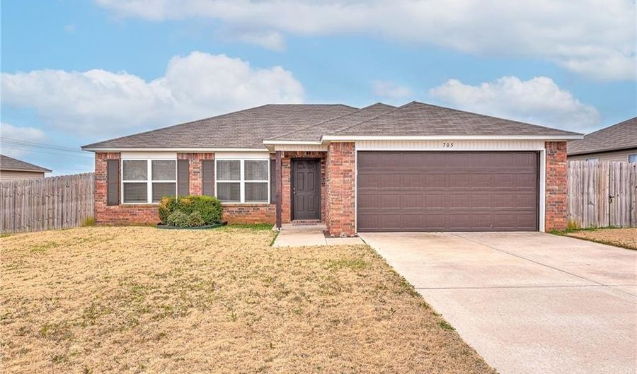 705 NW 71st Ave, Bentonville, AR 72713 - 3 Beds, 2 Bath