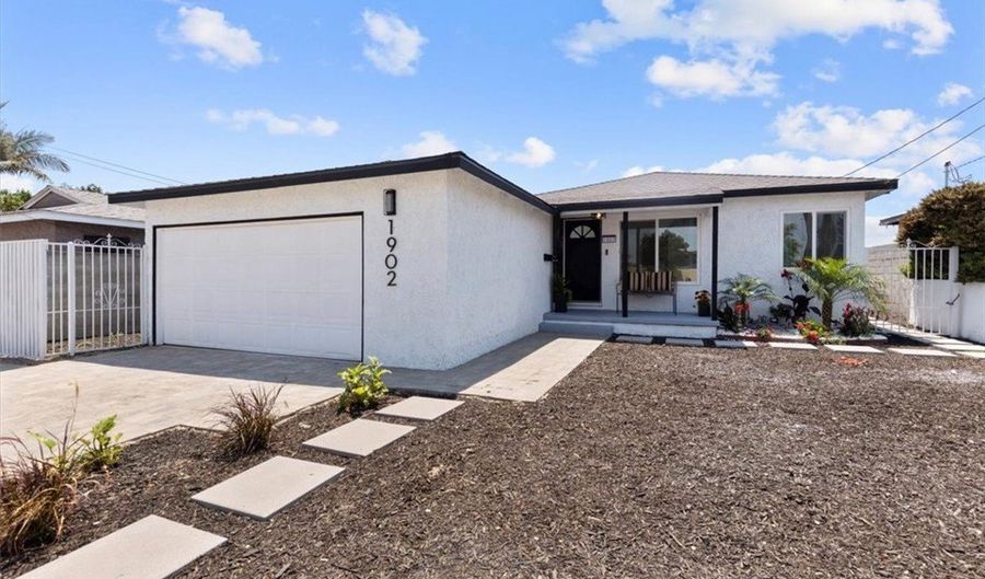 1902 W 156th St, Compton, CA 90220 - 3 Beds, 1 Bath
