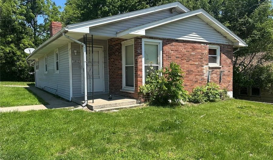 2200 Judson Ave, Alton, IL 62002 - 3 Beds, 1 Bath