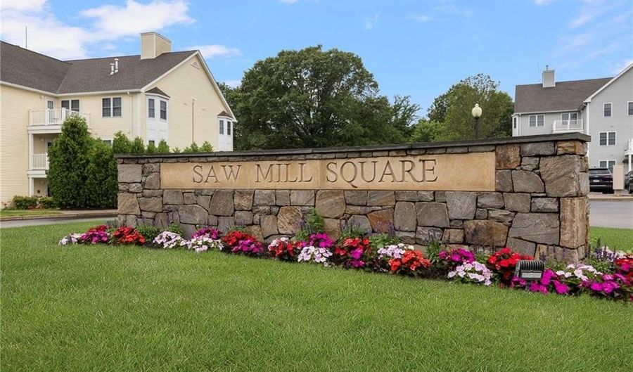 45 Saw Mill Dr 305, North Kingstown, RI 02852 - 1 Beds, 1 Bath