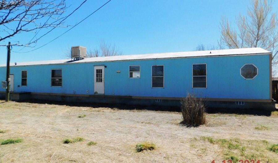 6671 US 64, Bloomfield, NM 87413 - 3 Beds, 2 Bath