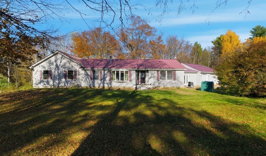 203 Middle Rte, Belmont, NH 03220 - 4 Beds, 4 Bath