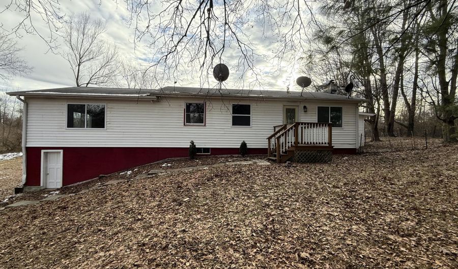 24880 L Dr N, Albion, MI 49224 - 3 Beds, 1 Bath
