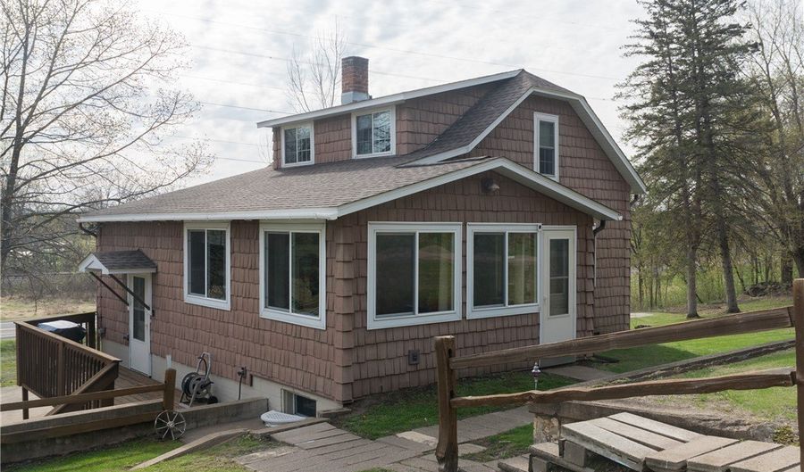 S2232 State Road 35 Highway, Alma, WI 54610 - 3 Beds, 1 Bath