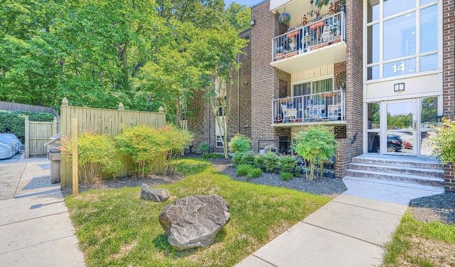 14 MOUNTBATTEN Ct, Baltimore, MD 21207 - 2 Beds, 1 Bath