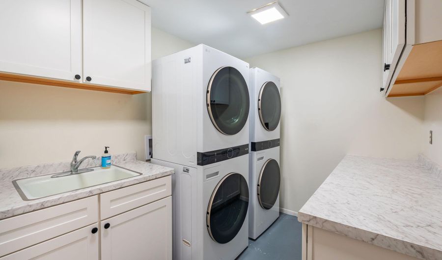 400 W Hopkins Ave 5, Aspen, CO 81611 - 3 Beds, 3 Bath