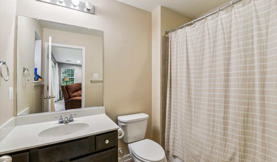 1614 LIVINGSTON Dr, Bel Air, MD 21015 - 4 Beds, 4 Bath