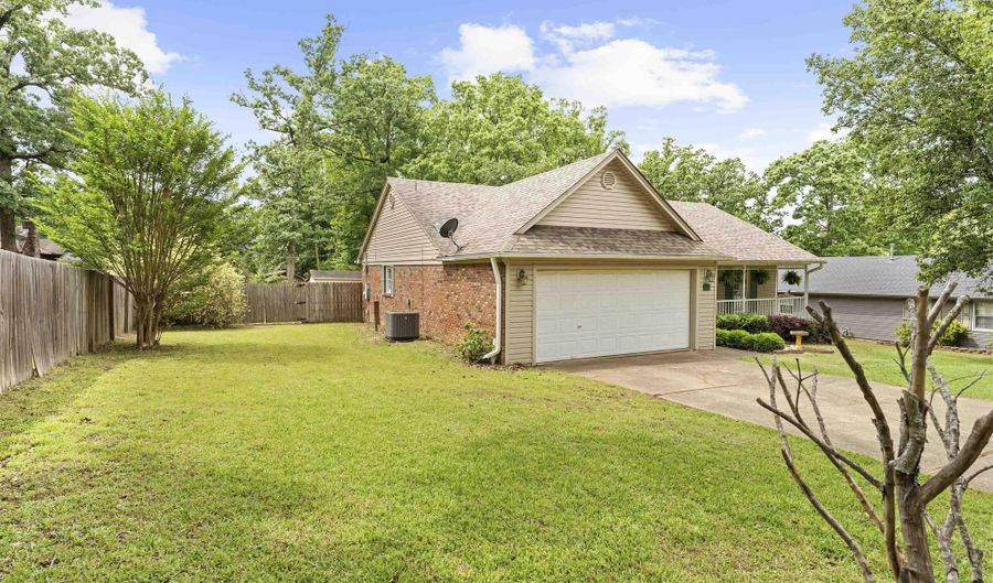 14 Carwin Dr, Benton, AR 72015 - 3 Beds, 2 Bath