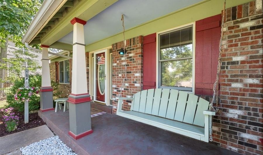 178 Spring Leigh Ct, Ballwin, MO 63011 - 3 Beds, 3 Bath