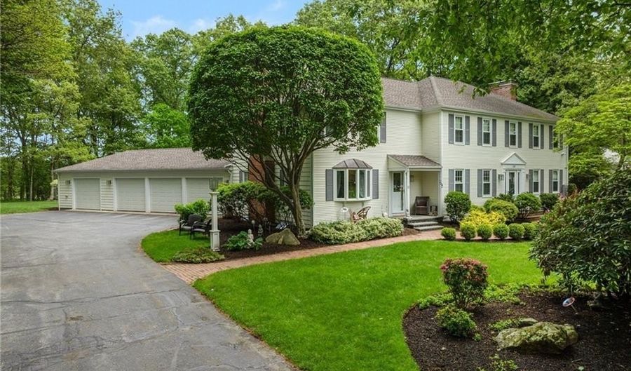 120 Fox Run, East Greenwich, RI 02818 - 5 Beds, 6 Bath