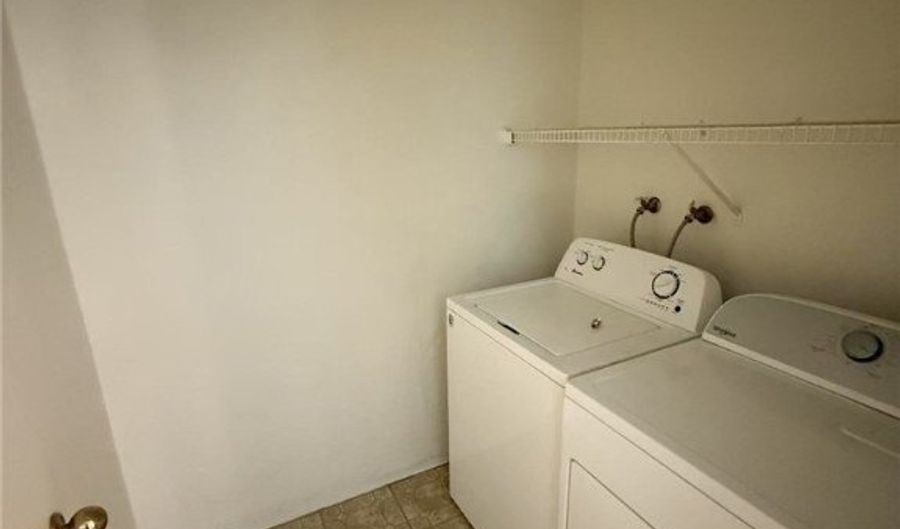 7713 Snow Shoe Way, Las Vegas, NV 89128 - 4 Beds, 3 Bath