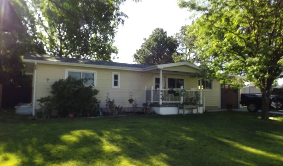 1021 Dakota, Alliance, NE 69301 - 5 Beds, 1 Bath
