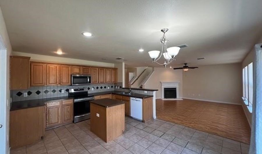 2001 Hickory Trl, Anna, TX 75409 - 3 Beds, 3 Bath