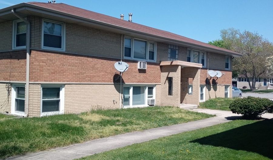 18446 Torrence Ave 1E, Lansing, IL 60438 - 2 Beds, 1 Bath