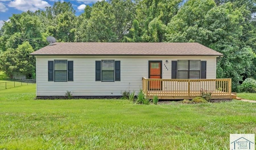 1051 Flamingo Rd, Bassett, VA 24055 - 3 Beds, 1 Bath