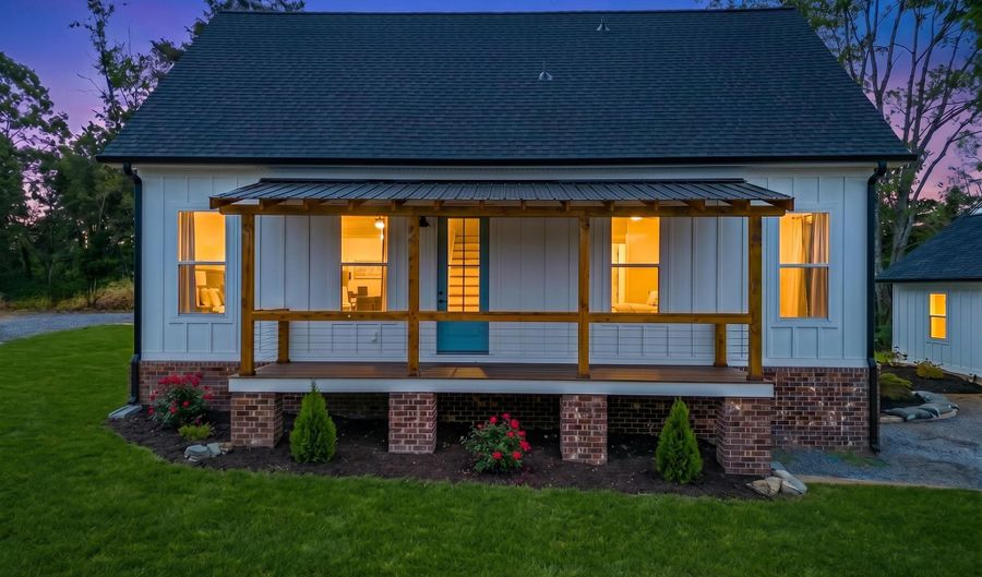 628 RIVERVIEW CHURCH Rd, Bean Station, TN 37708 - 3 Beds, 3 Bath