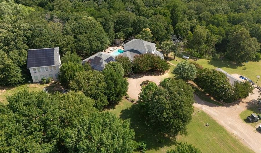 6529 Asher Rd, Alvarado, TX 76009 - 4 Beds, 4 Bath