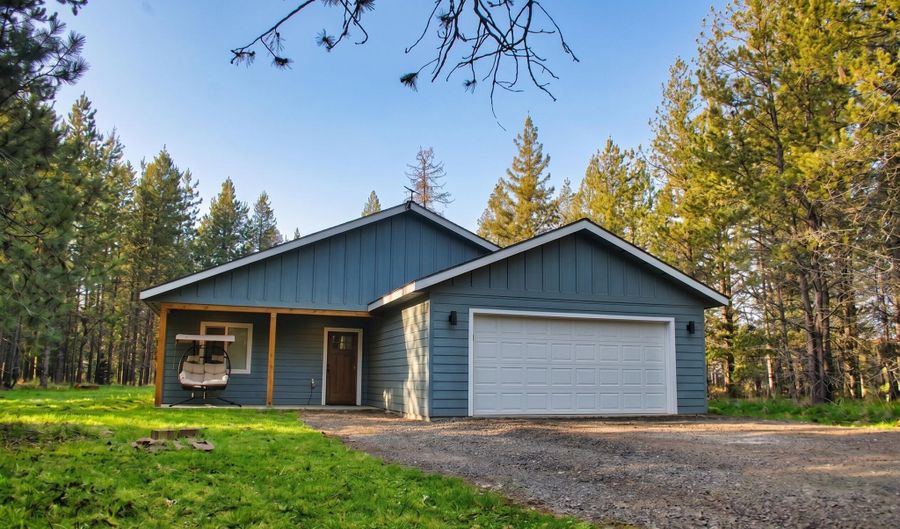 389 Hardy Loop, Bonners Ferry, ID 83805 - 4 Beds, 3 Bath