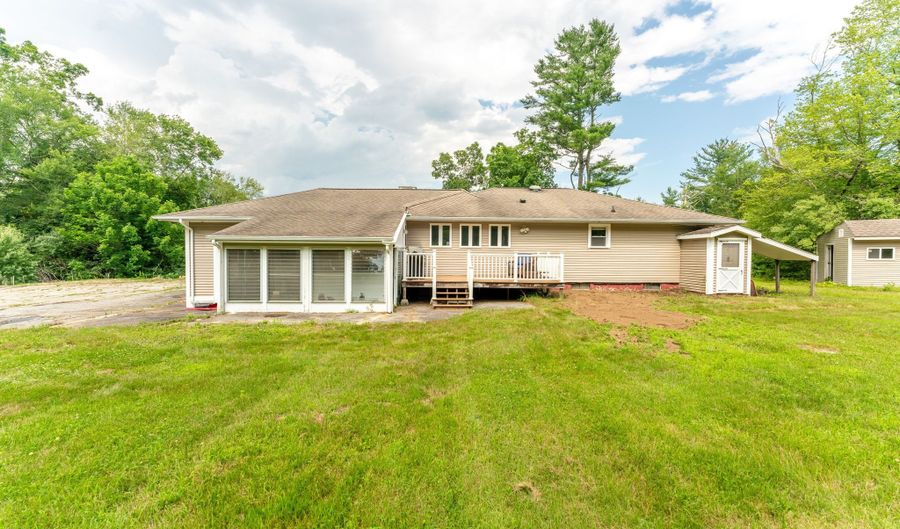 256 Westminster Rd, Canterbury, CT 06331 - 2 Beds, 2 Bath
