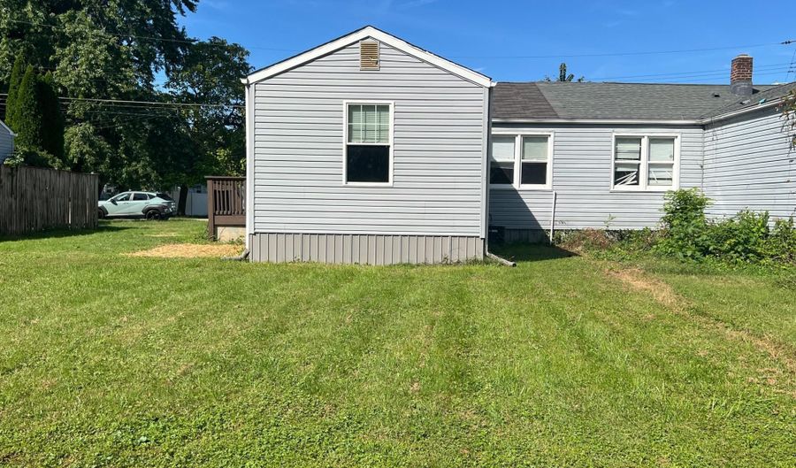 10 LIBERTY St, Aberdeen, MD 21001 - 3 Beds, 2 Bath