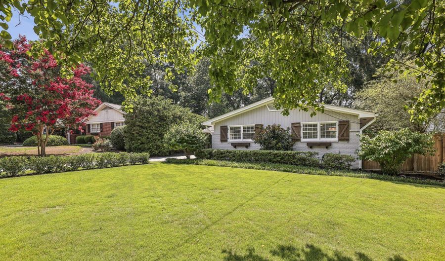 2575 Sharondale, Atlanta, GA 30305 - 3 Beds, 2 Bath