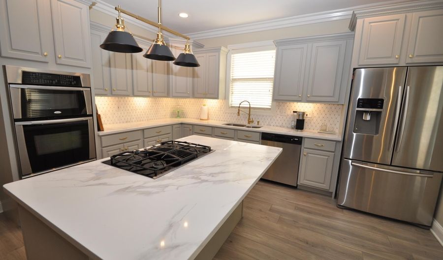 1001 GRANDE VIEW PASS, Alabaster, AL 35114 - 5 Beds, 5 Bath