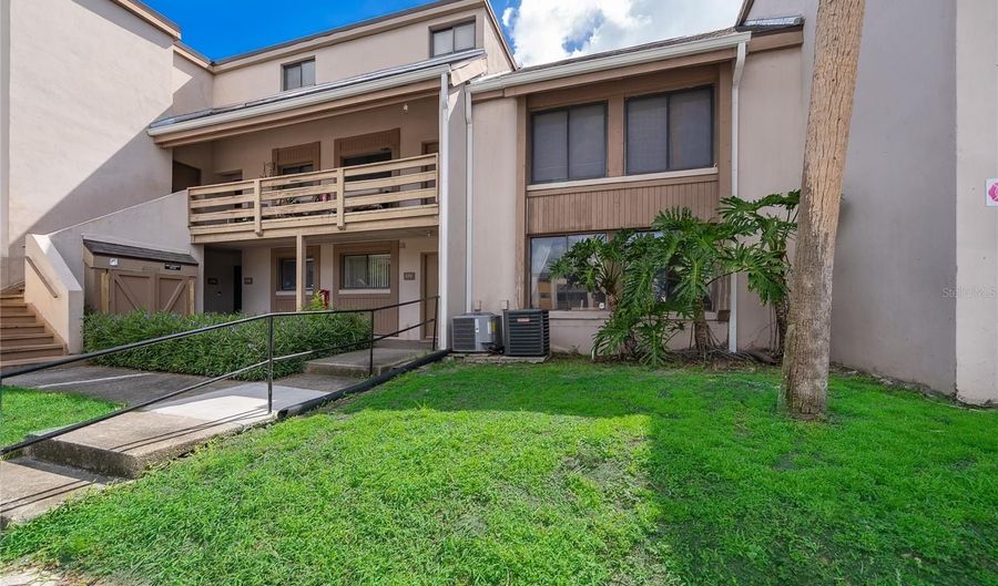 228 ORIENTA POINT St 228, Altamonte Springs, FL 32701 - 2 Beds, 2 Bath