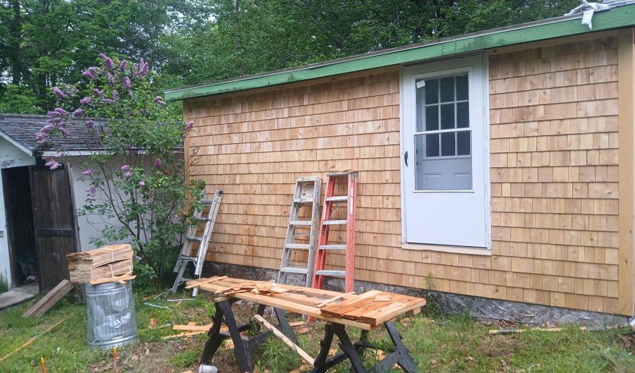 113 Fenwick Rd, Belmont, ME 04952 - 2 Beds, 1 Bath