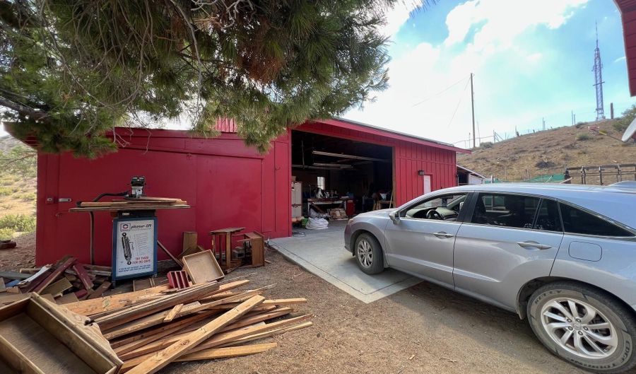 6151 Hubbard Rd, Acton, CA 93510 - 2 Beds, 2 Bath