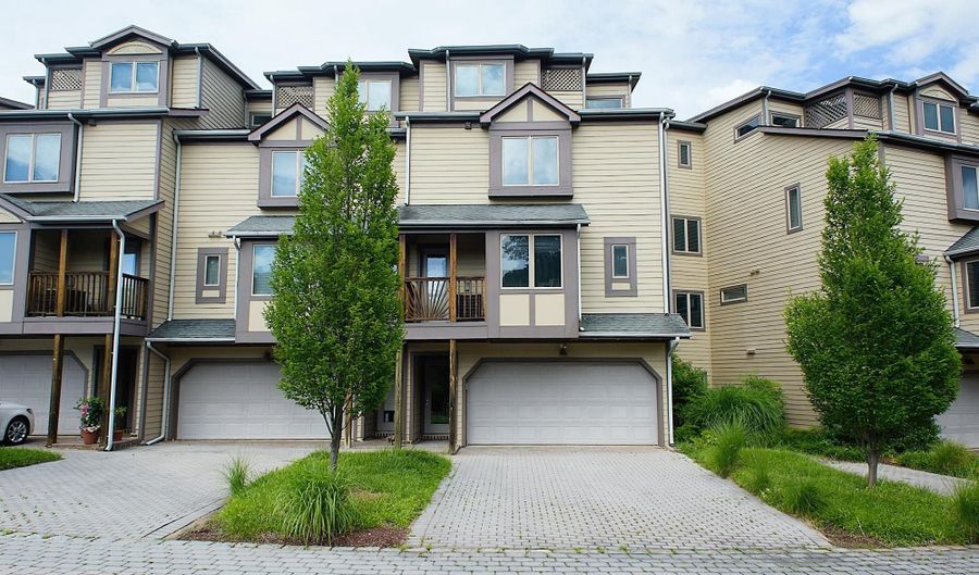 7025 CHESAPEAKE HARBOUR Dr 18B, Annapolis, MD 21403 - 3 Beds, 2 Bath