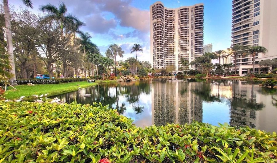 3530 Mystic Pointe Dr 2508, Aventura, FL 33180 - 2 Beds, 2 Bath