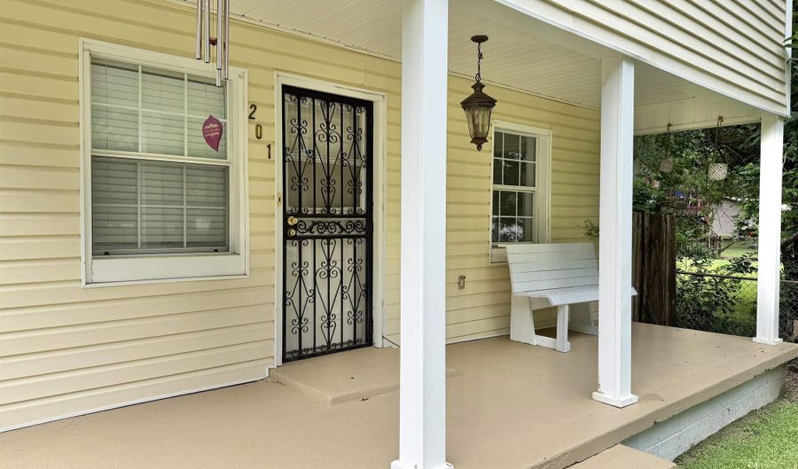 201 McGlasker St, Atmore, AL 36502 - 3 Beds, 2 Bath