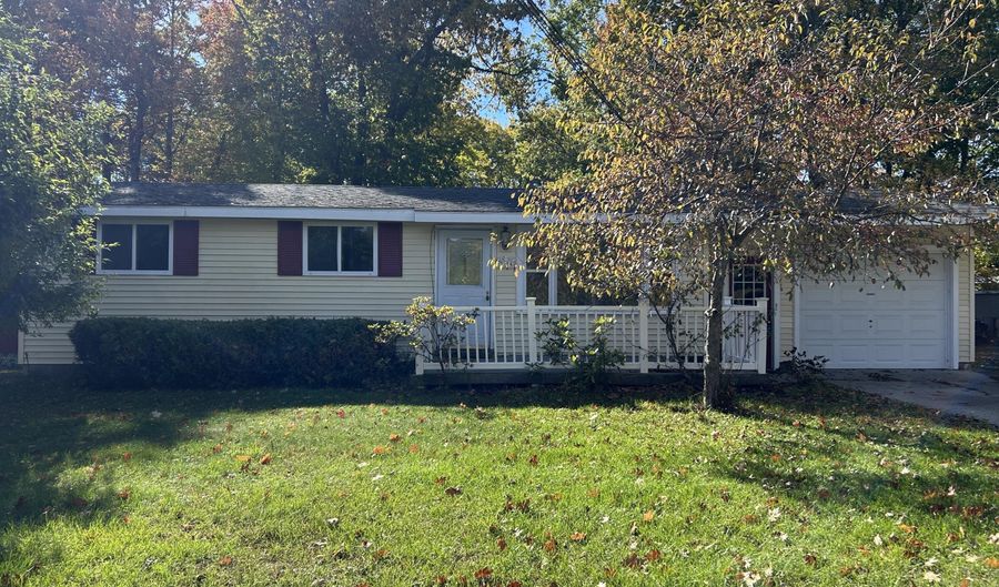 2175 Hobbs Dr, Alpena, MI 49707 - 4 Beds, 3 Bath