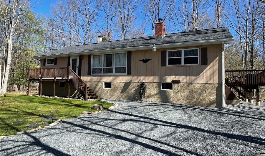 83 Fox Hill Rd, Albrightsville, PA 18210 - 3 Beds, 2 Bath