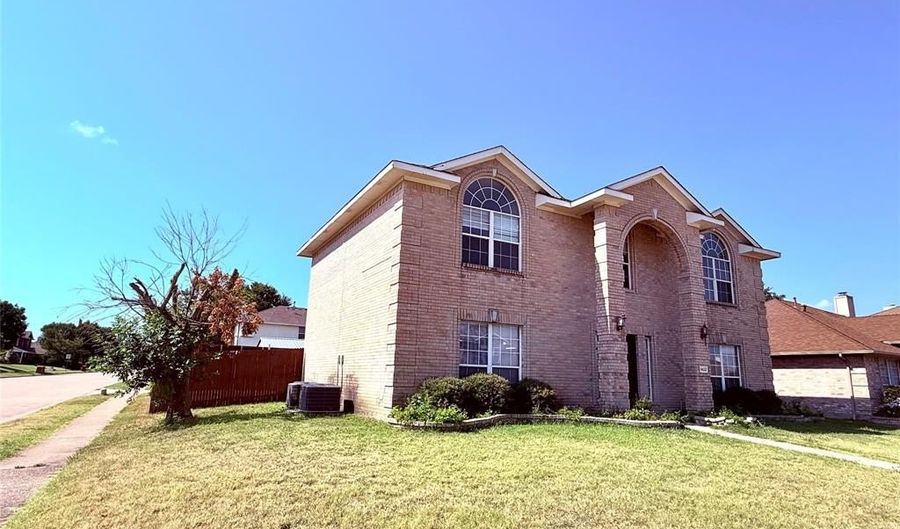 1422 Berkley Rd, Allen, TX 75002 - 4 Beds, 3 Bath