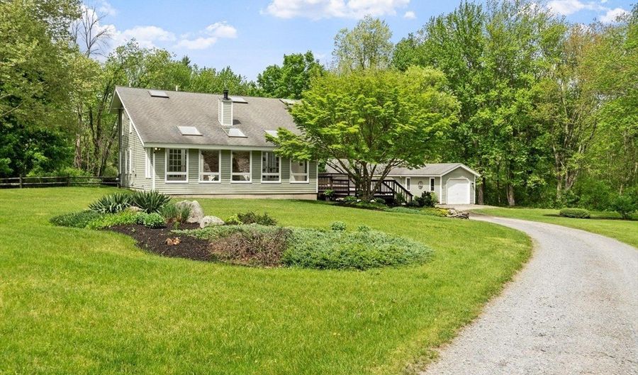 592 Sugar Rd, Bolton, MA 01740 - 3 Beds, 2 Bath
