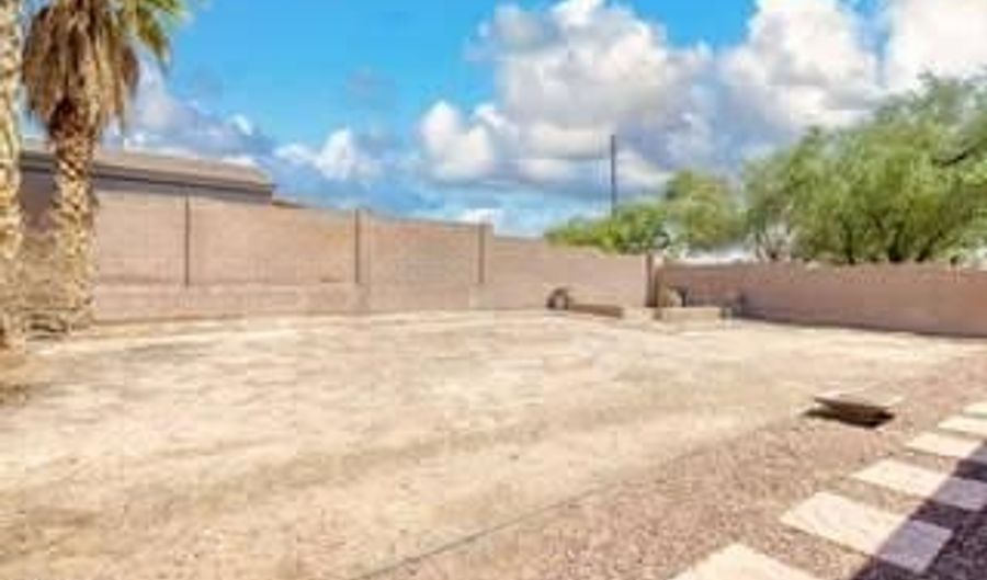 1651 N 113TH Ave, Avondale, AZ 85392 - 5 Beds, 4 Bath