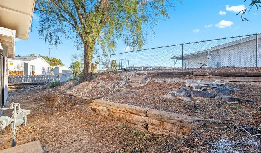 590 Holly St, Bullhead City, AZ 86442 - 3 Beds, 2 Bath