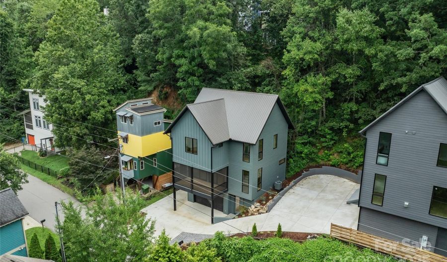 45 Waynesville Ave, Asheville, NC 28806 - 3 Beds, 3 Bath