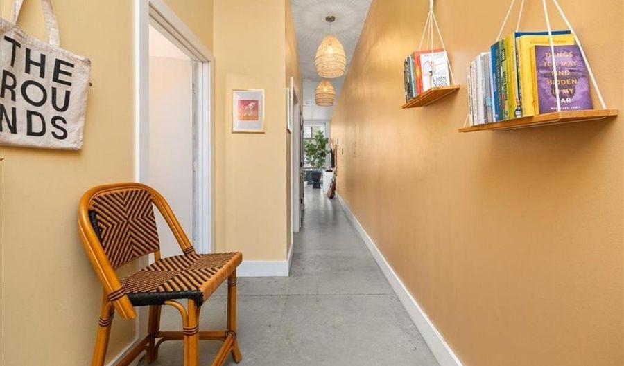 89 MANGUM St SW 119, Atlanta, GA 30313 - 1 Beds, 1 Bath