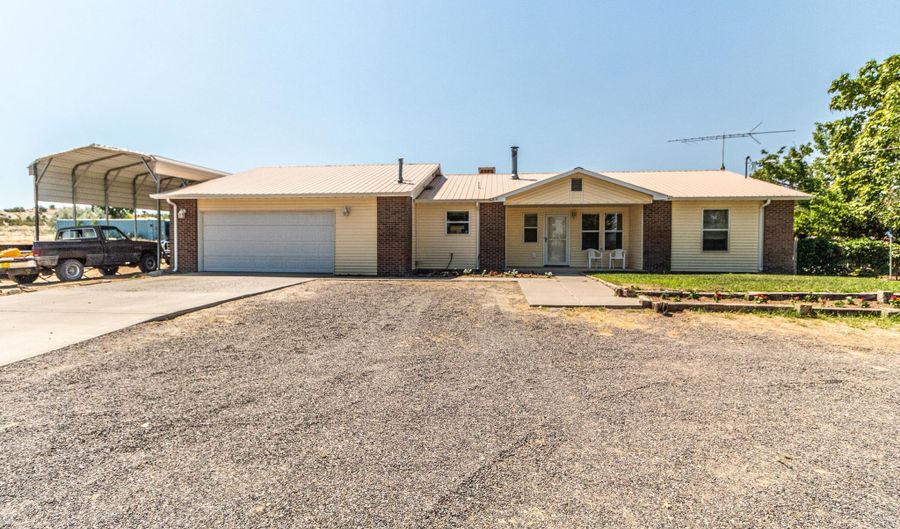 631 ROAD 4990, Bloomfield, NM 87413 - 3 Beds, 2 Bath