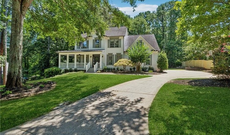 370 Longwood Ln, Alpharetta, GA 30004 - 6 Beds, 5 Bath