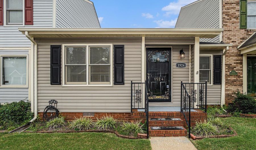 1524 CAMBRIDGE Pl, Anniston, AL 36207 - 2 Beds, 2 Bath