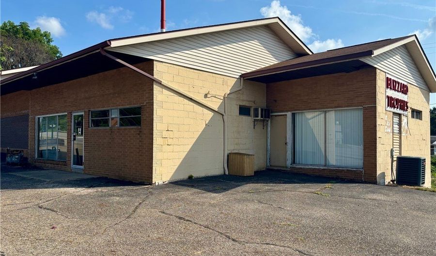 899 Canton Rd, Akron, OH 44312 - 0 Beds, 0 Bath