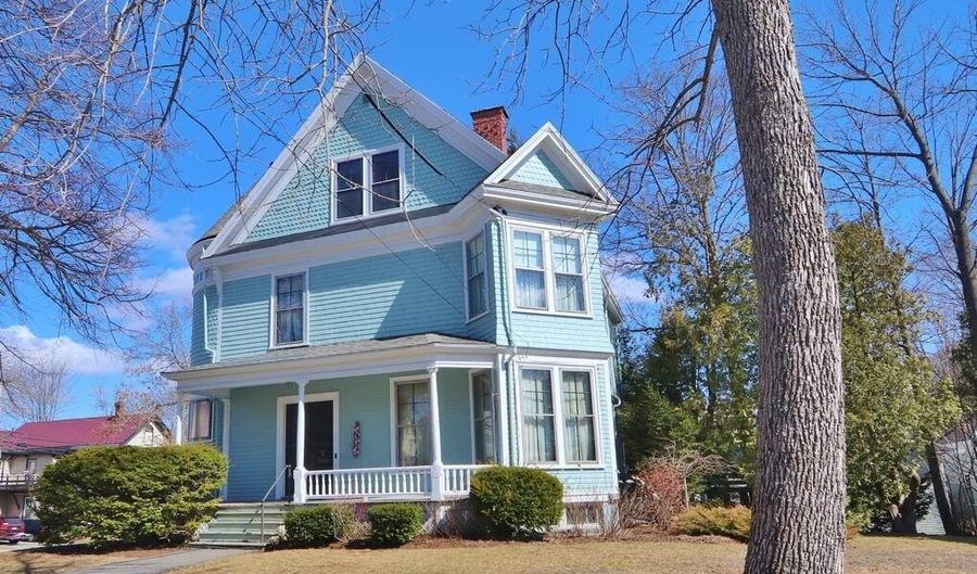 2 W Broadway, Bangor, ME 04401 - 3 Beds, 2 Bath