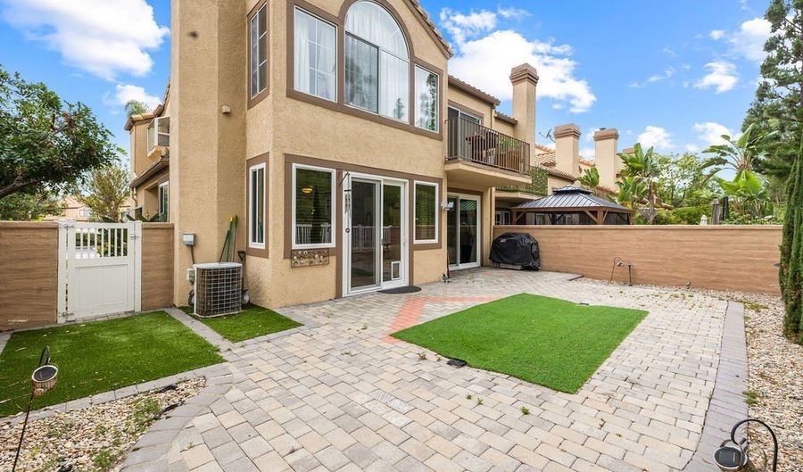 69 Via Abruzzi, Aliso Viejo, CA 92656 - 2 Beds, 2 Bath