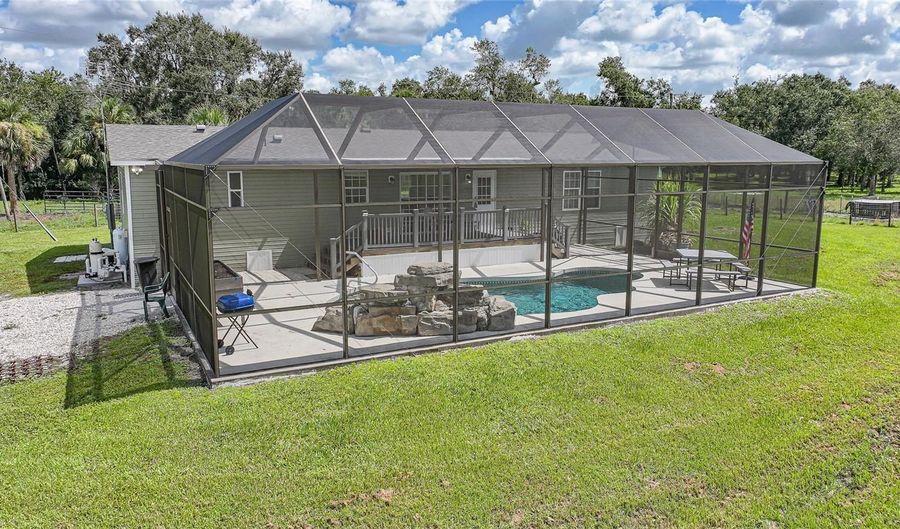 3576 SE ARTHUR St, Arcadia, FL 34266 - 3 Beds, 2 Bath