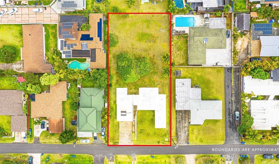 146 Kaluamoo St, Kailua, HI 96734 - 4 Beds, 3 Bath