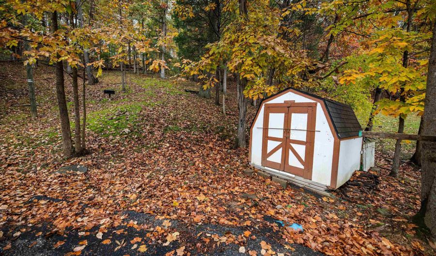 3032 Wilson Rd, Barboursville, WV 25504 - 3 Beds, 1 Bath